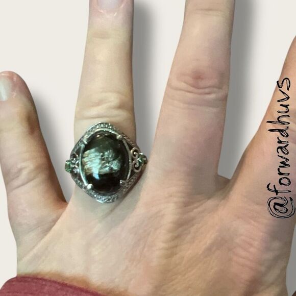 Seraphinite Fashion Ring with Emerald Size 7 - Picture 8 of 12